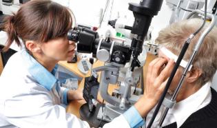 Revision ocular